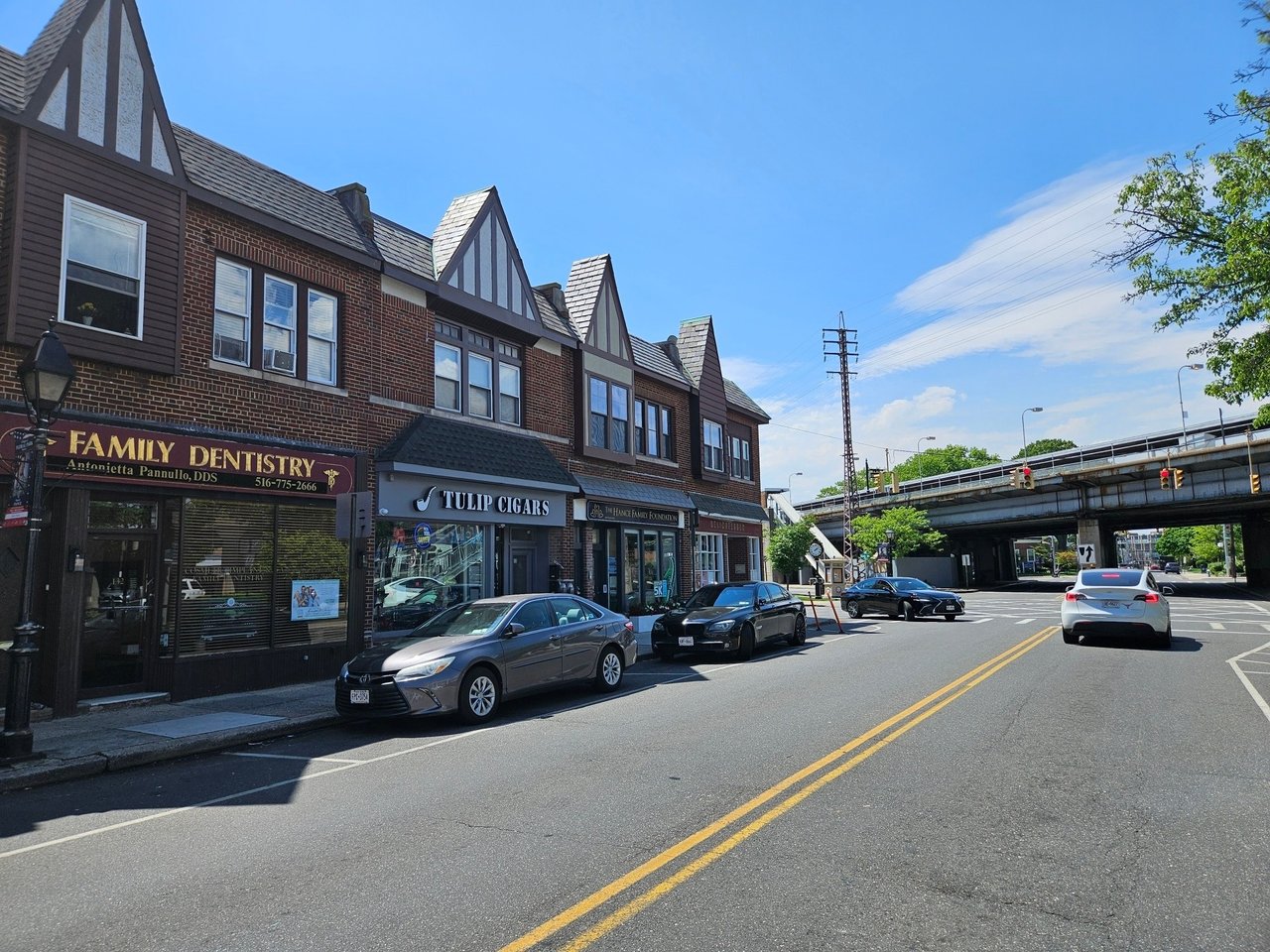 103 - 107 S Tyson Ave