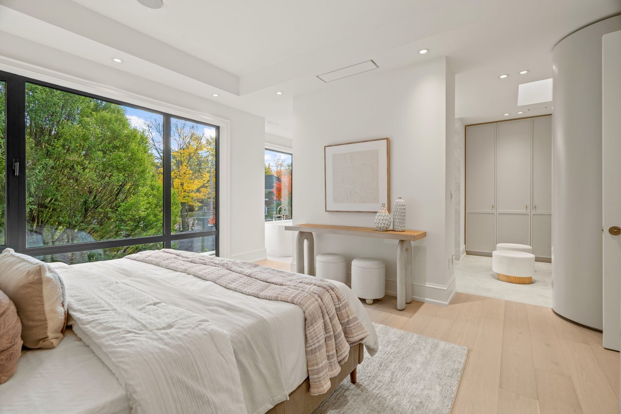 Incredible Achievement In Modern Luxury