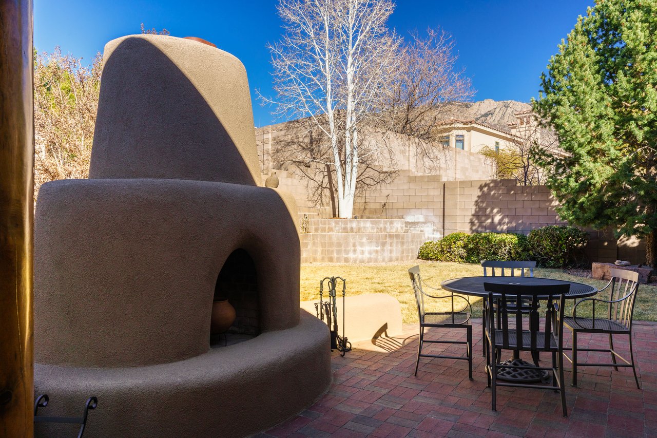 12053 Irish Mist Rd NE