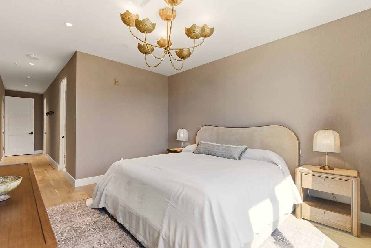 5000 N Camelback Ridge Drive 108