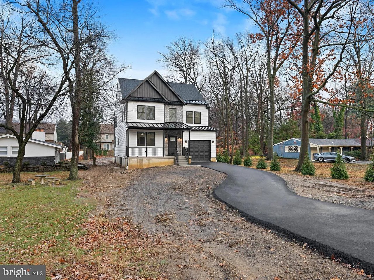 306 Cherry Hill Blvd