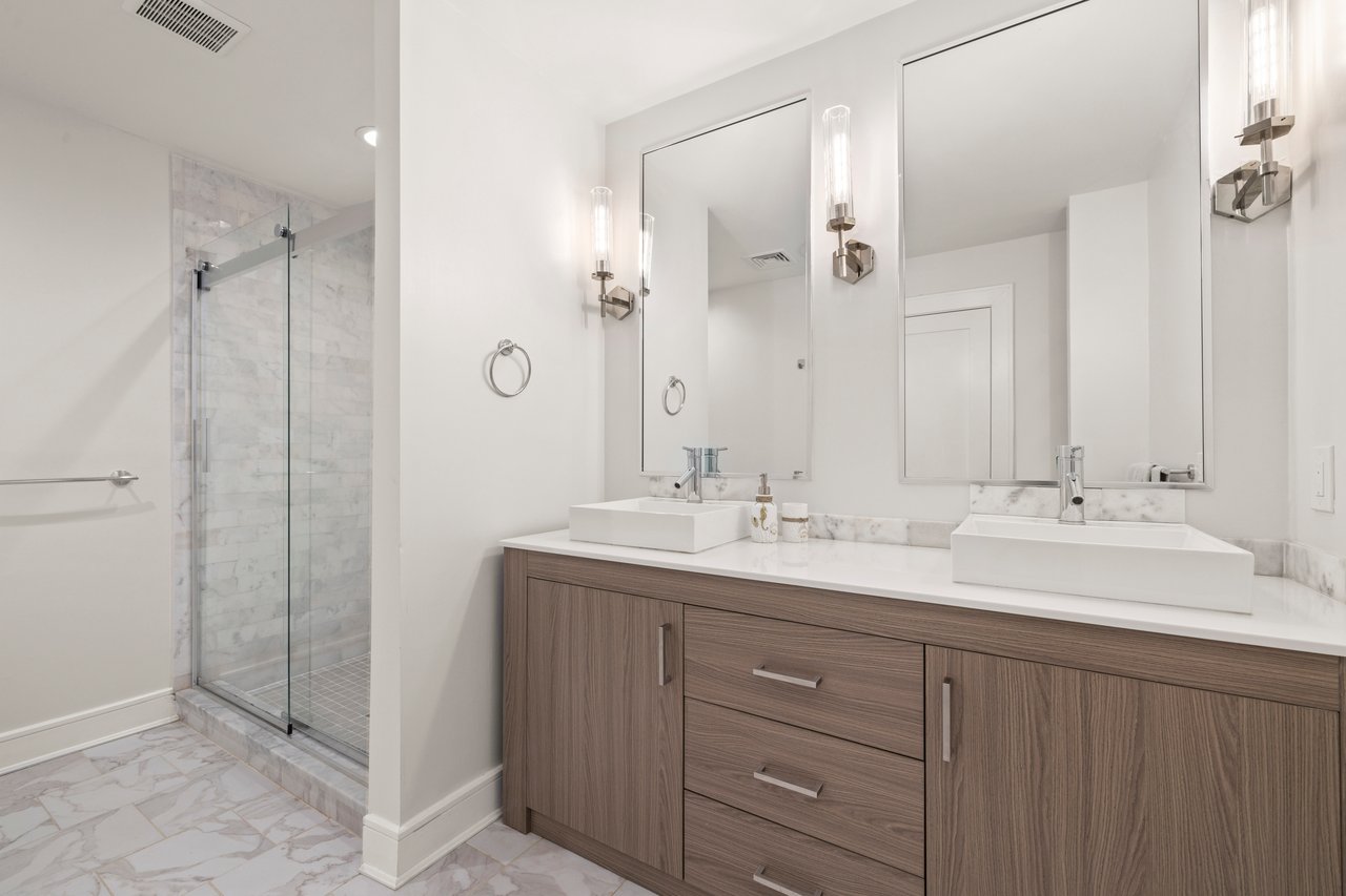 Just Listed: Designer 6BR Home in Coveted Hartshorn Section of Short Hills