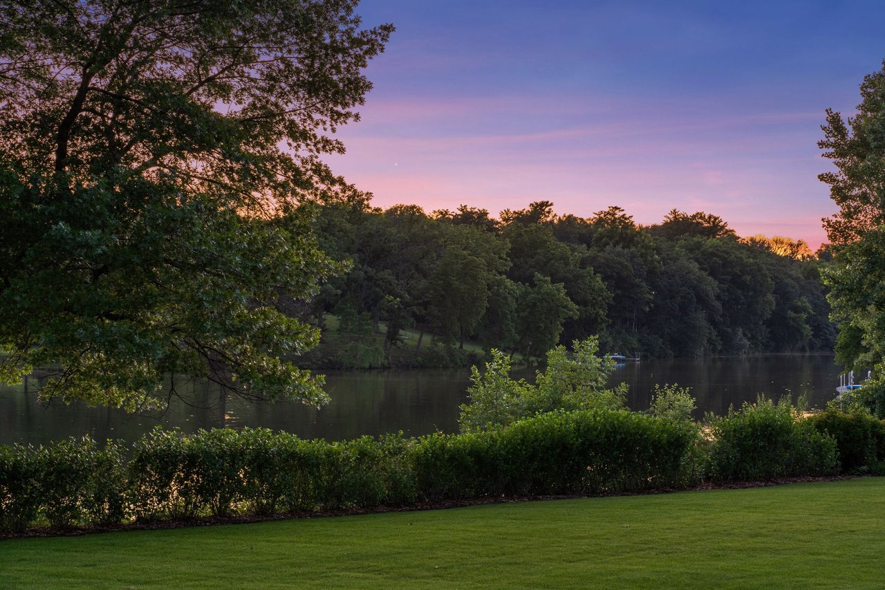 *Under Contract* 5216 Dundee Road, Edina