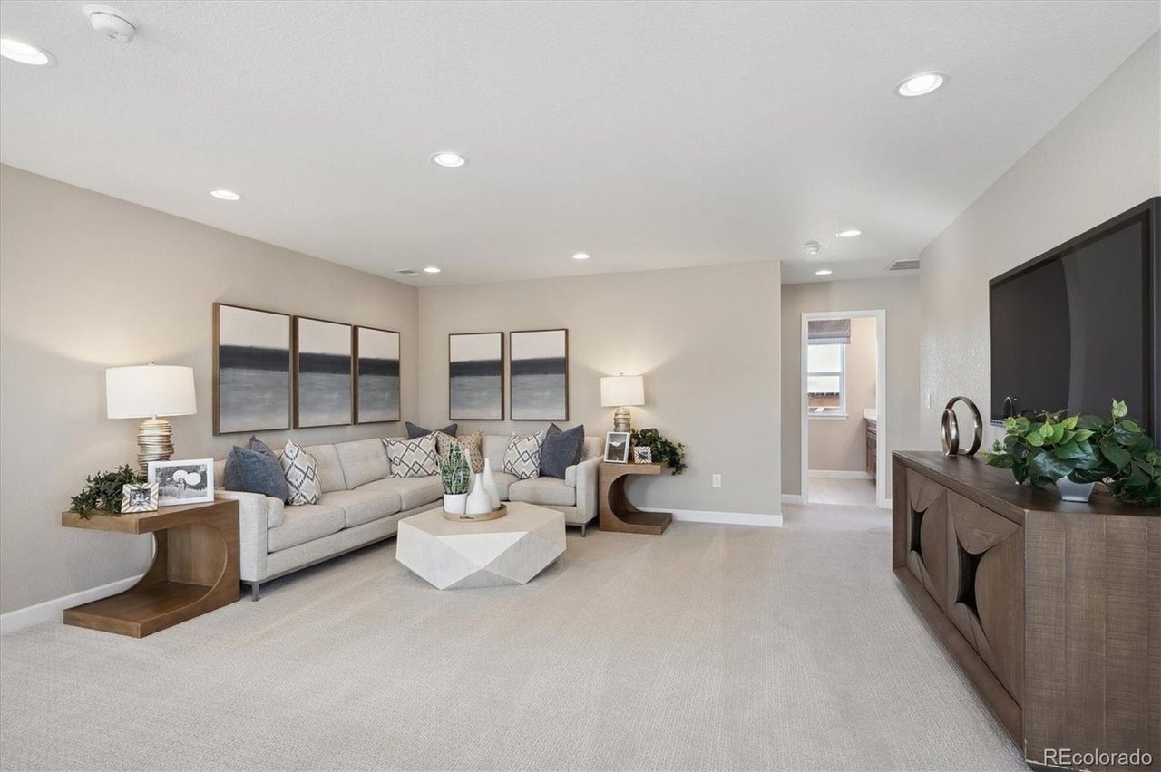 2632 Sawyer Lane
