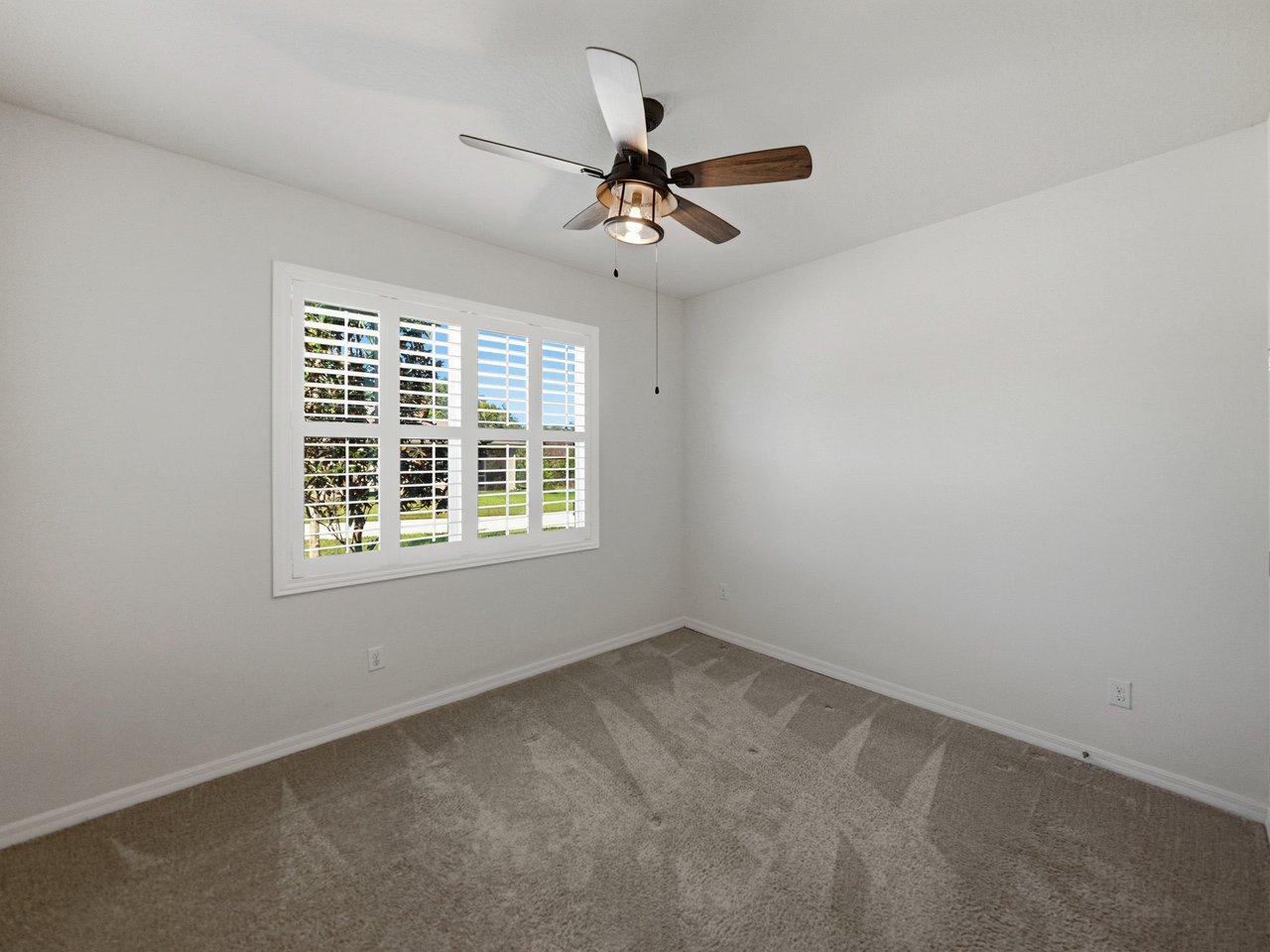 12717 EASTPOINTE DR