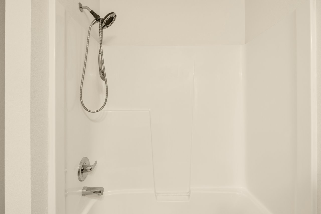 7510 193rd Avenue E Unit: 1&2