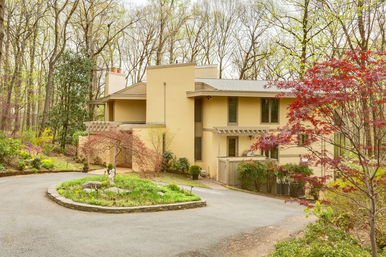 1325 Darnall Dr