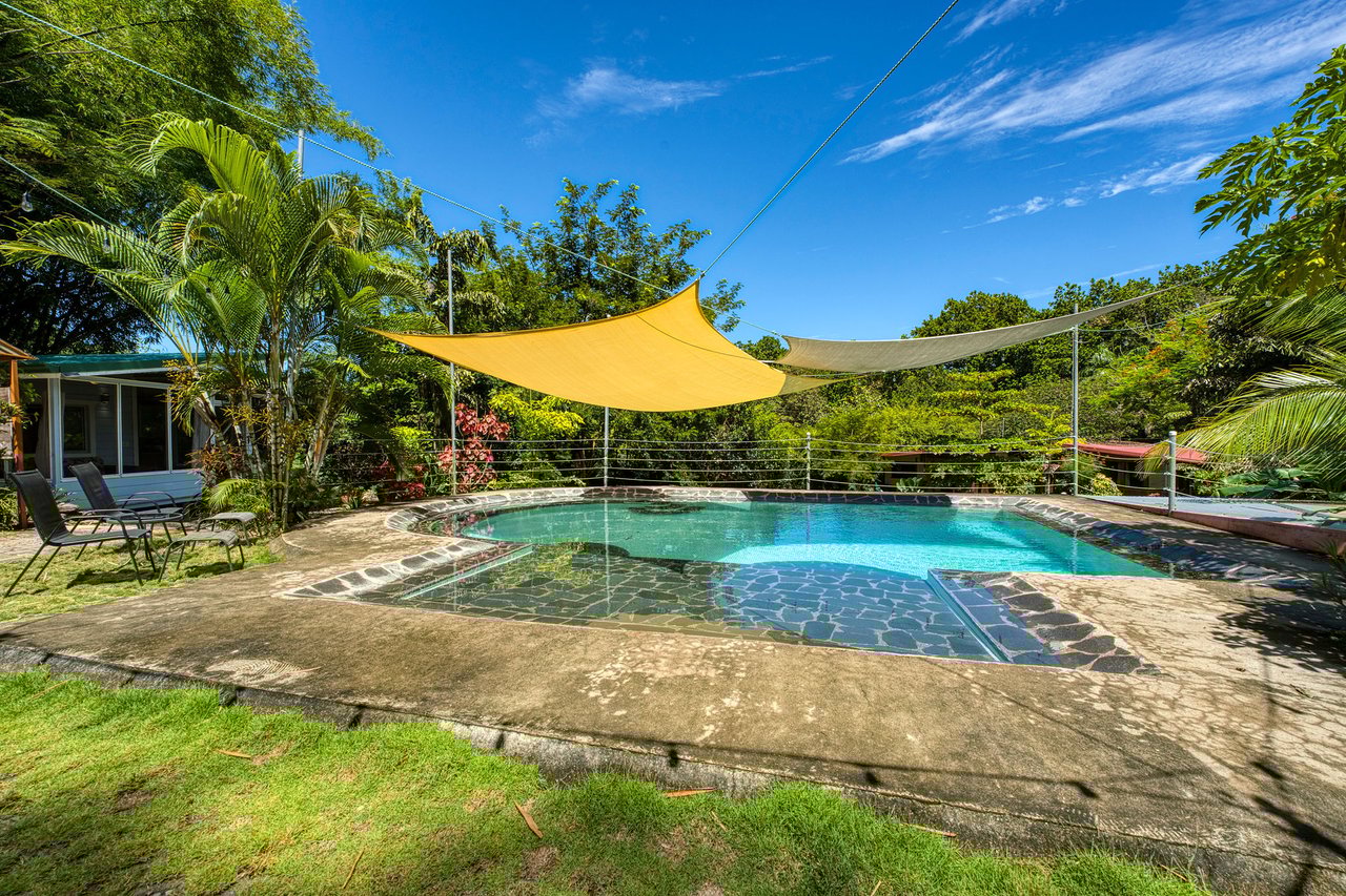 DOMINICAL HOTEL OR RETREAT WITH 11 RENTALS PLUS OWNER’S HOME