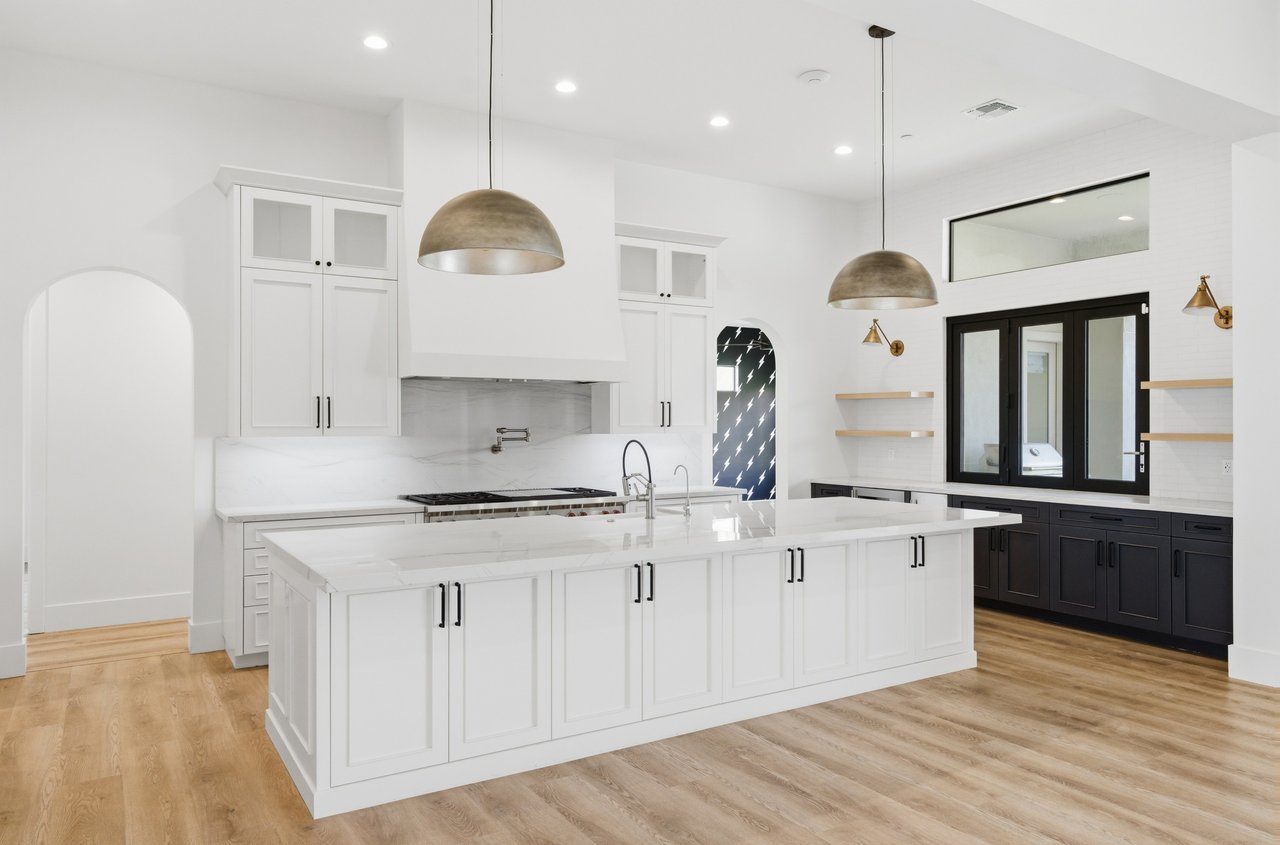 18206 W SAN MIGUEL Court