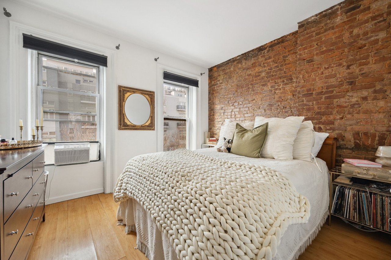 Greenpoint 3 Family Townhouse 