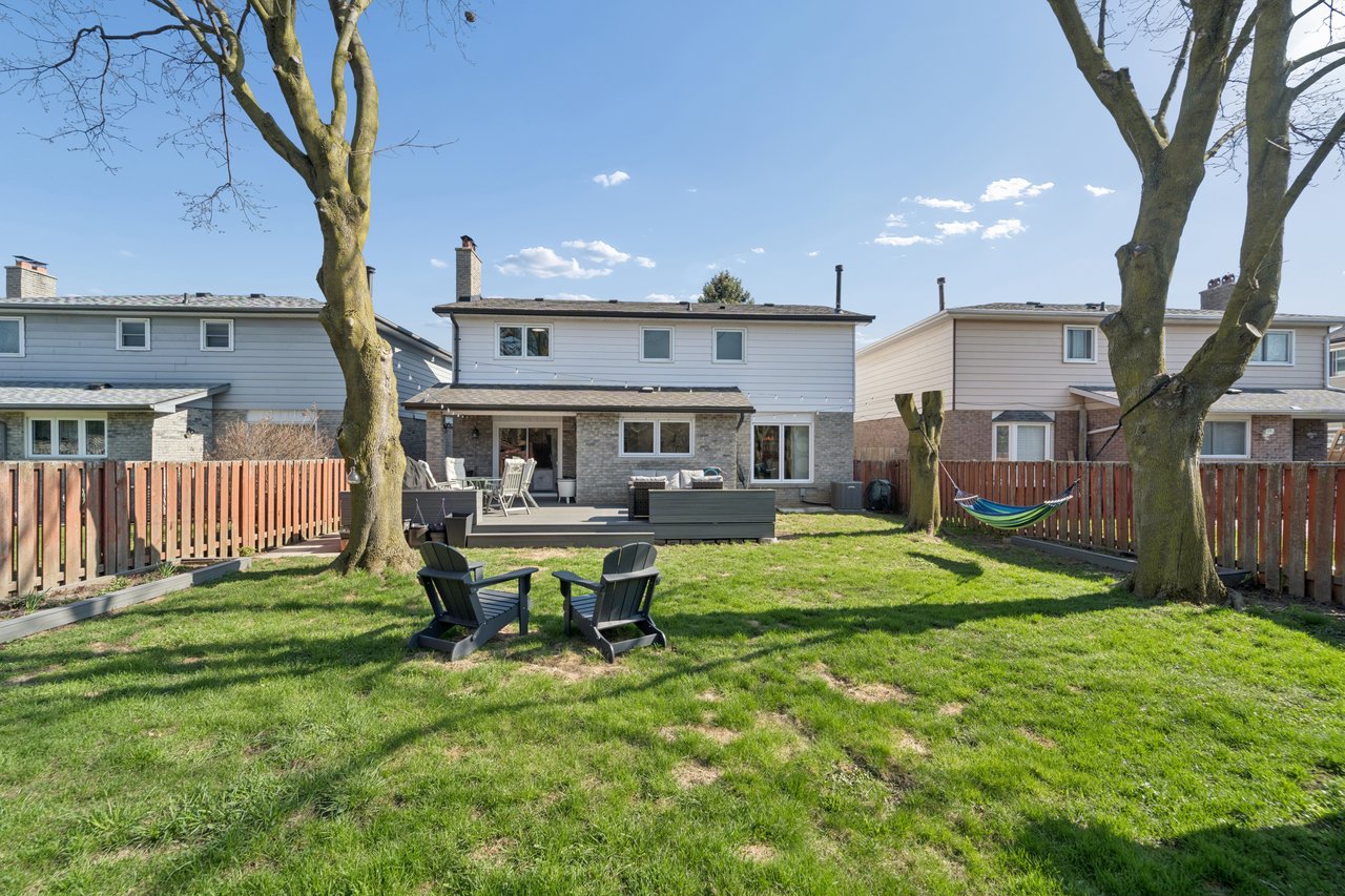 1156 Gloucester Square