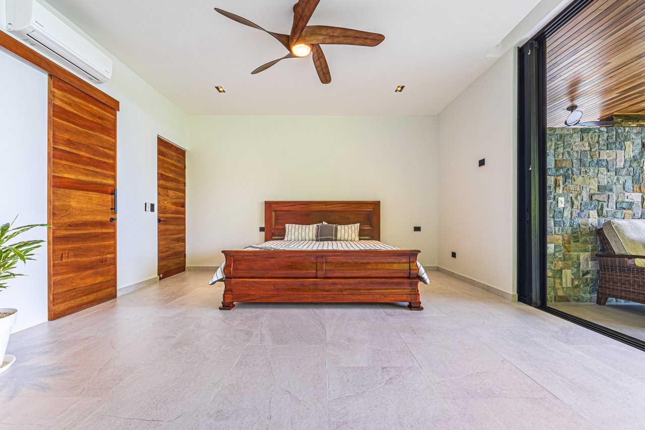 Casa Koules – Architectural 5-Bedroom Oceanview Estate in Prestigious Costa Verde Estates