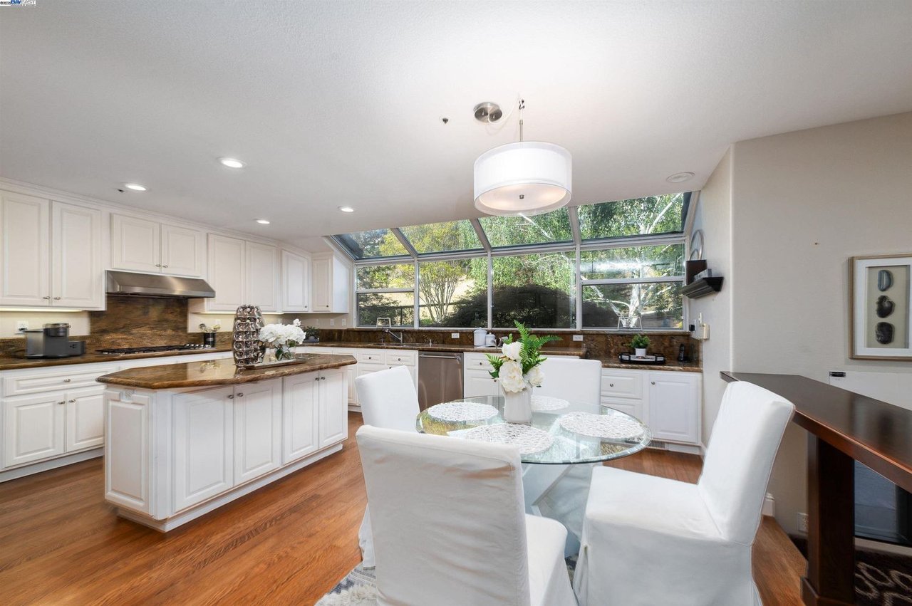 1398 Benedict Ct