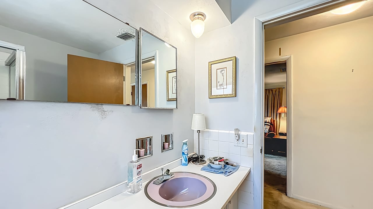 Potential in Maitland's English Estates