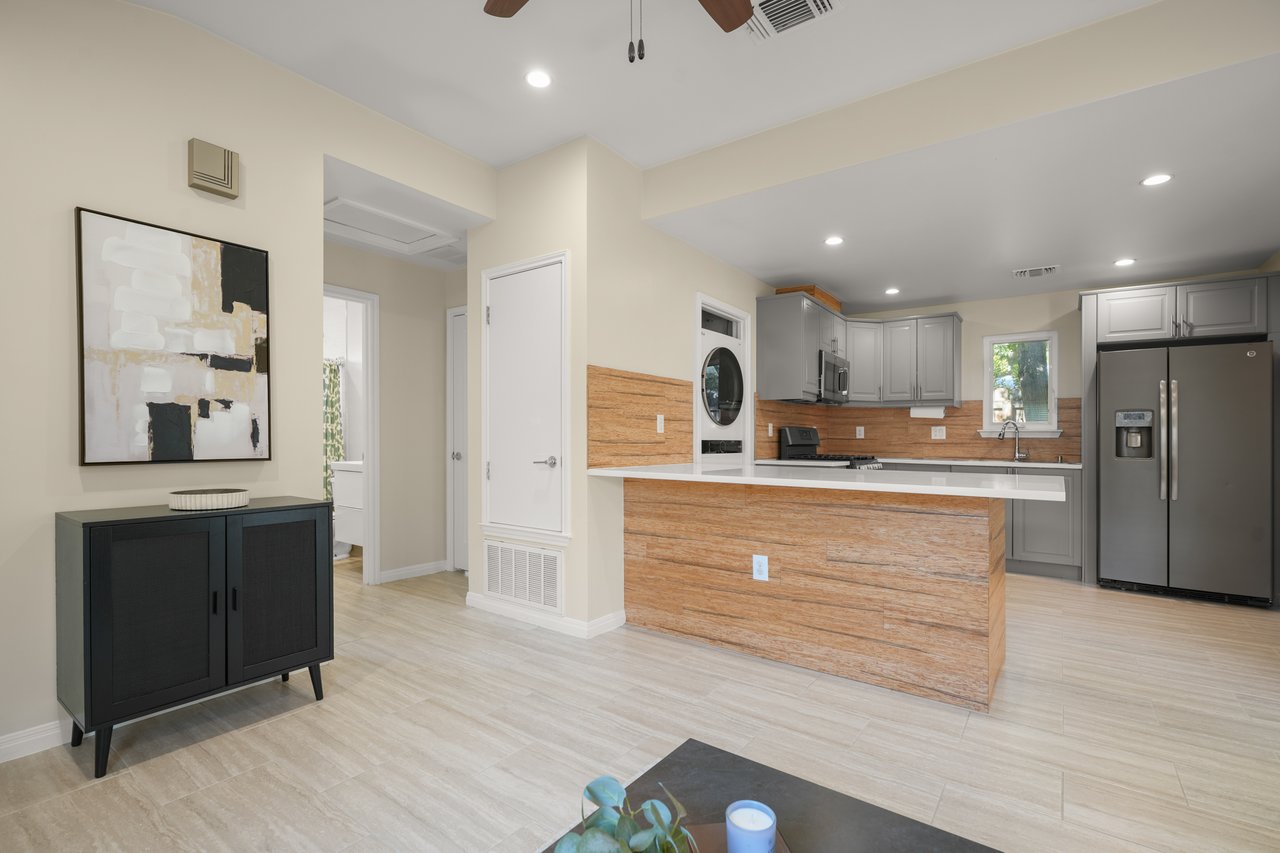 1705 E 14th Street Unit B