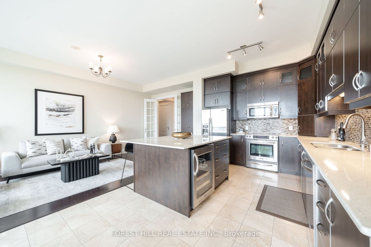 LIVING IN ARIA PENTHOUSES