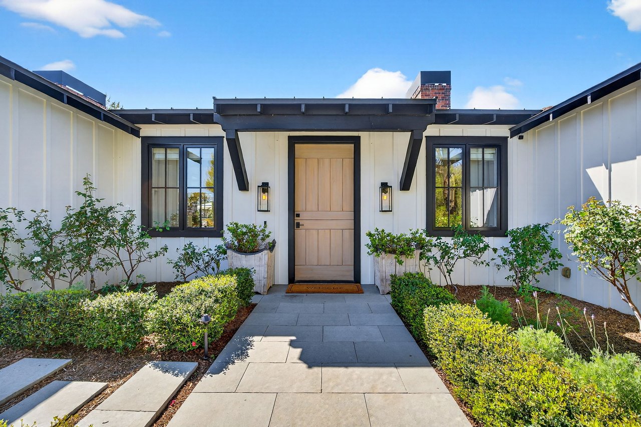 5217 E CALLE REDONDA