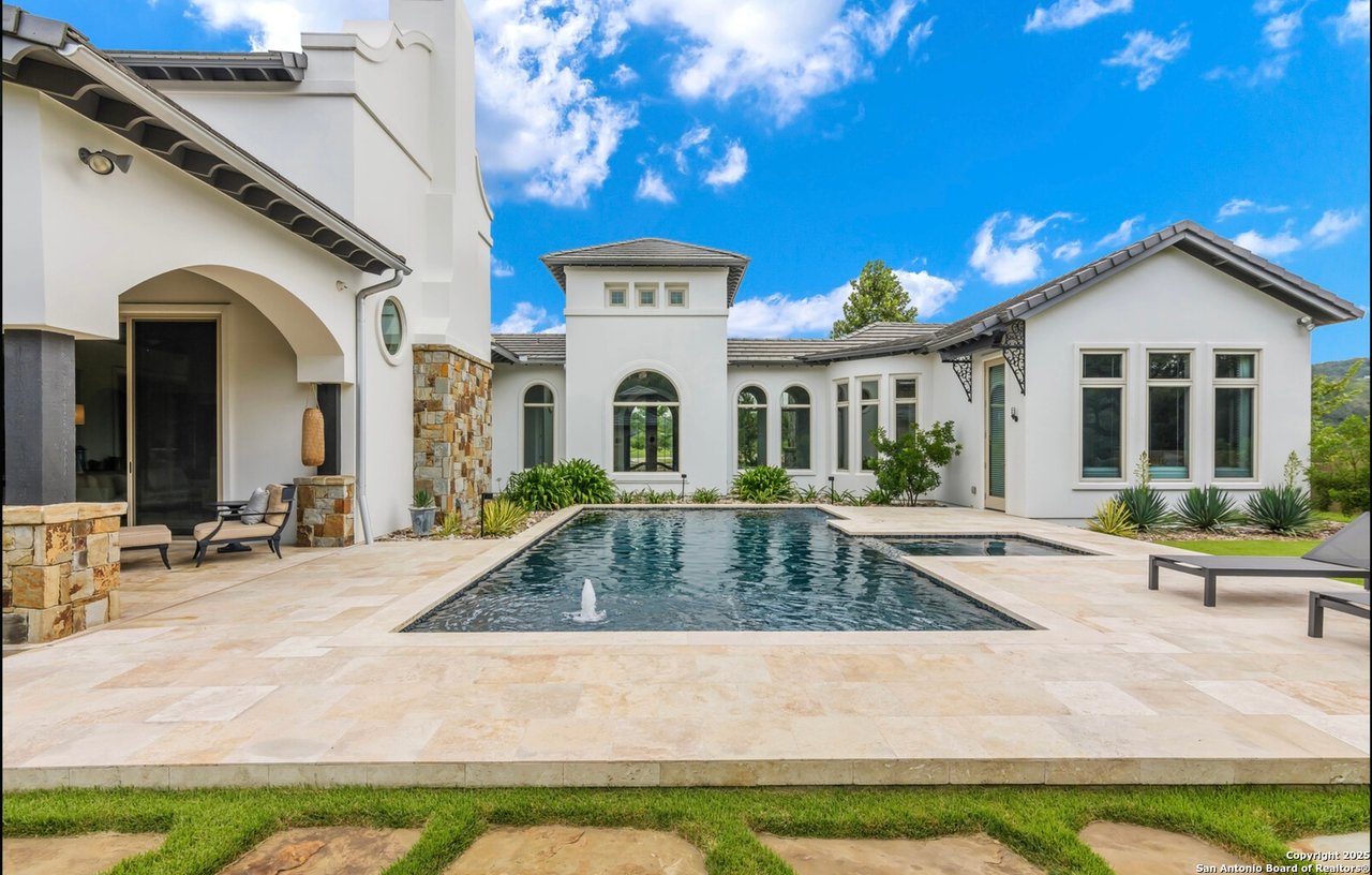 Anaqua Springs Luxury Home in Boerne, Texas