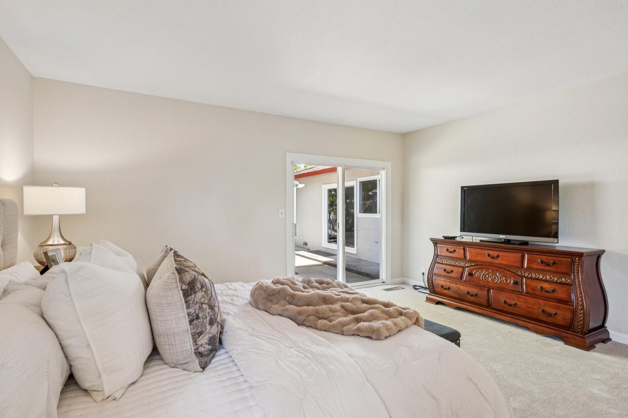 7403 Hillsdale Dr, West Pleasanton