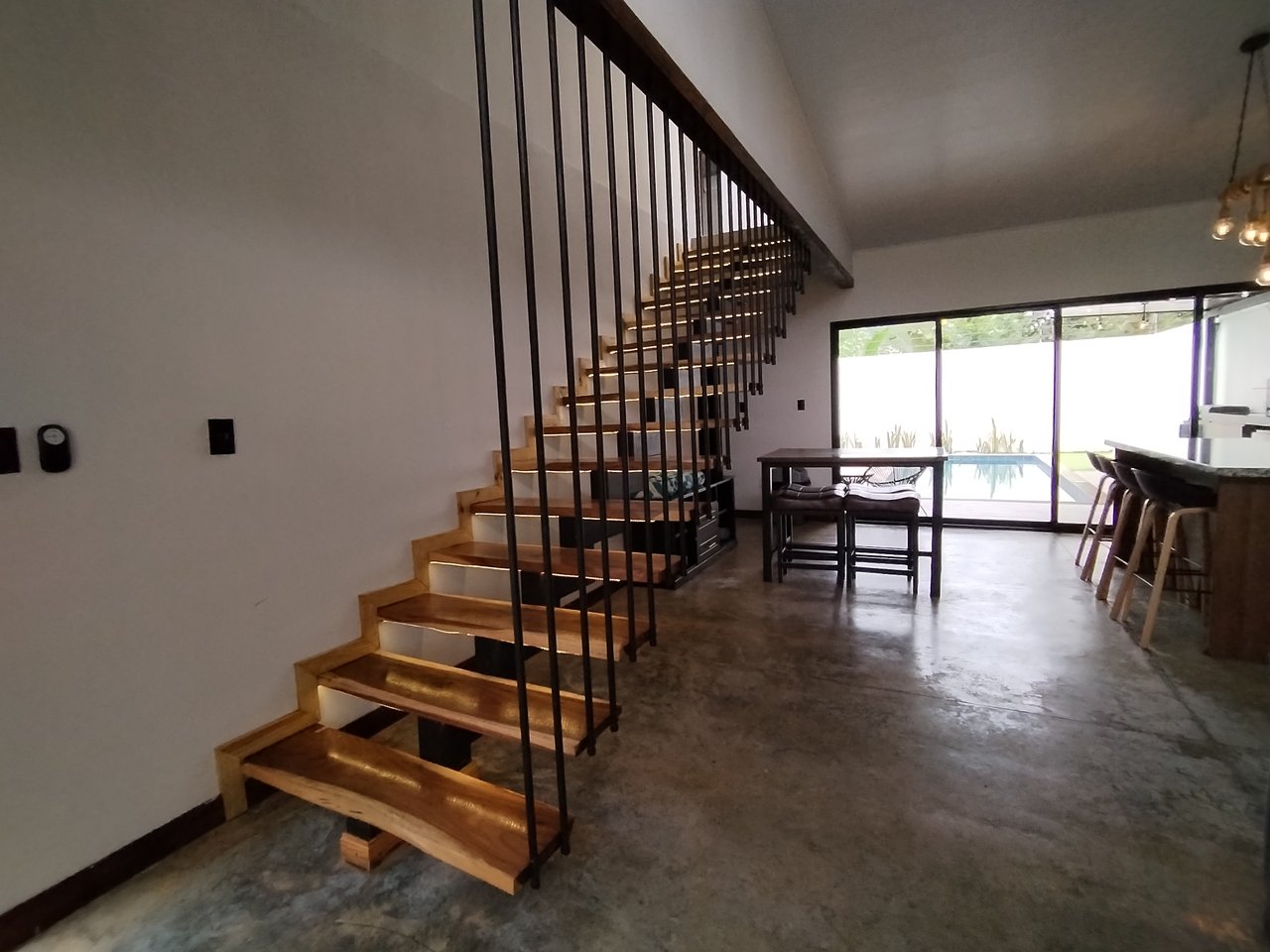 Uncle's House: Contemporary Home for Sale in Uvita - Close to the Beach!