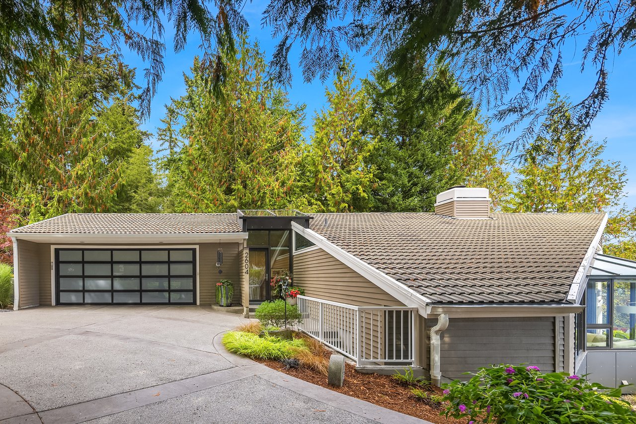 2604 W Lake Sammamish Pkwy NE