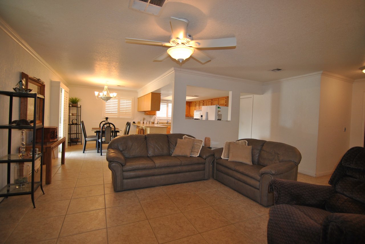 1666 Topaz Dr 