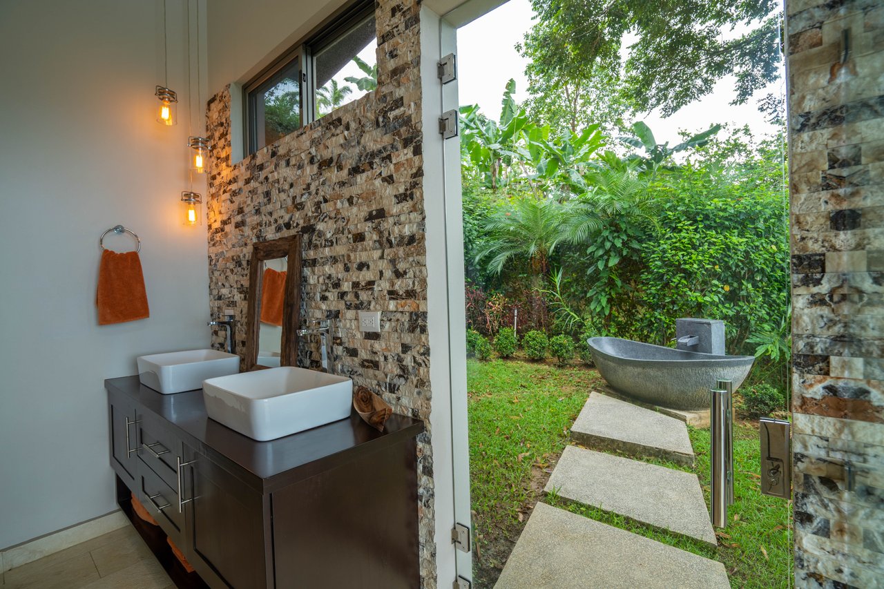 HILLS OF PORTALON-BEST IN ALL CATEGORIES, SUNSET OCEAN VIEW HOME