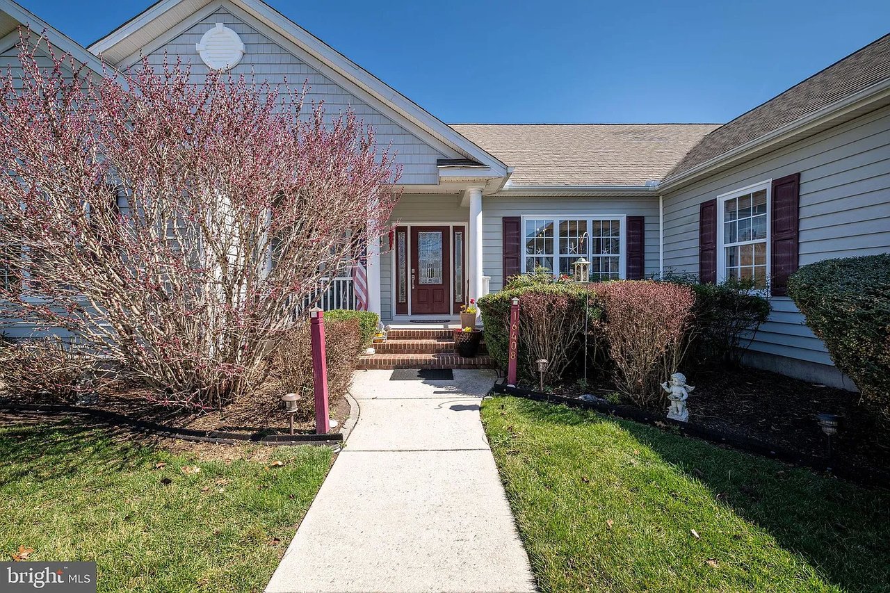 16408 Winding River Dr