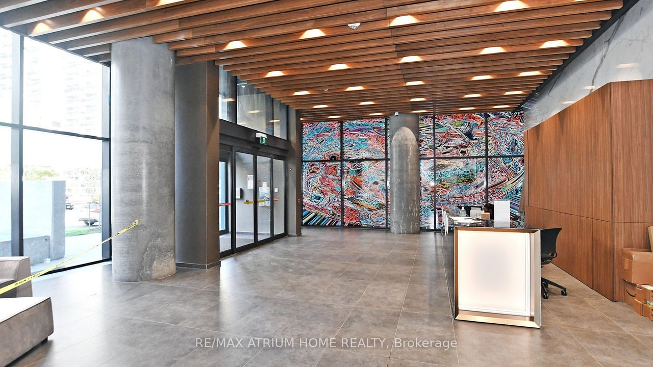 MIDTOWN LUXURY 