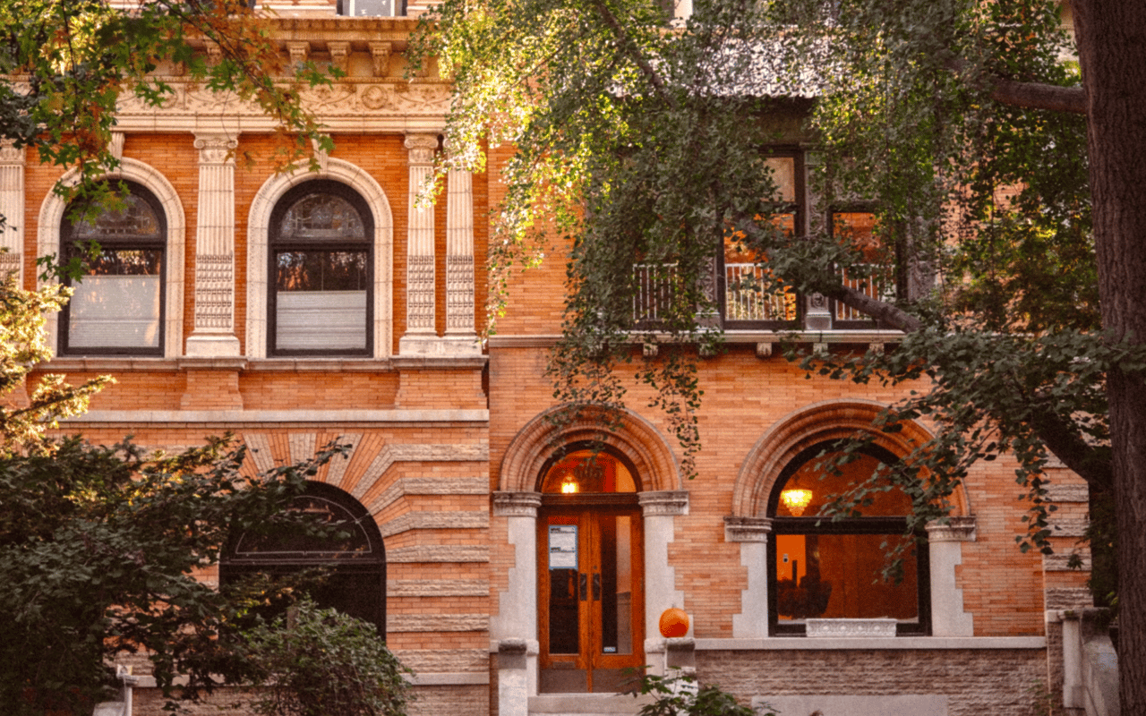 Everything You Need to Know About Moving to the Upper East Side