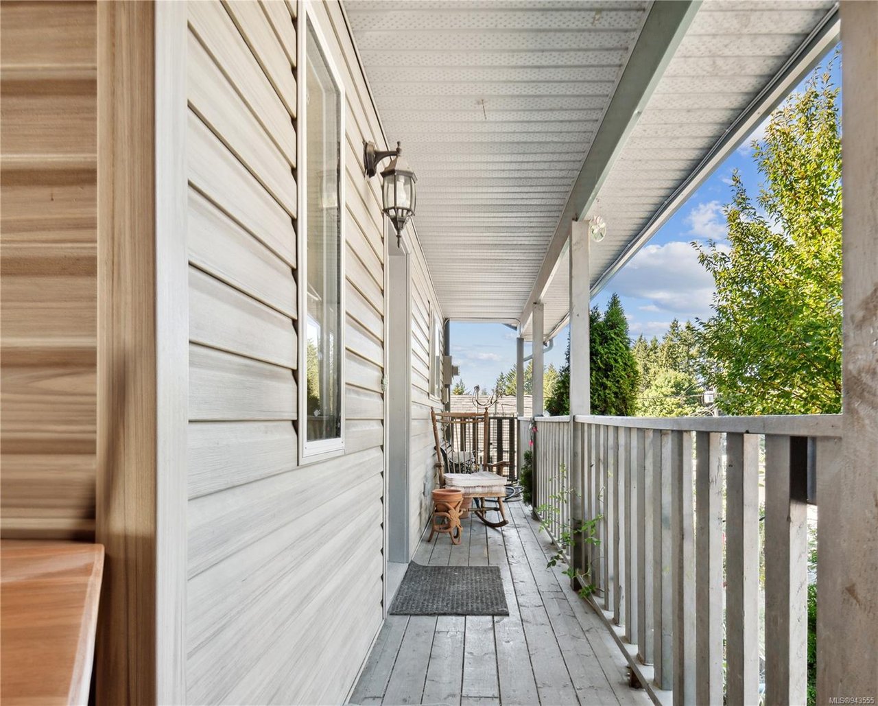 305 Lake Park Rd, Lake Cowichan