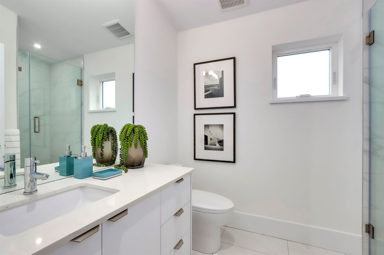 656 E 13th Avenue, Vancouver