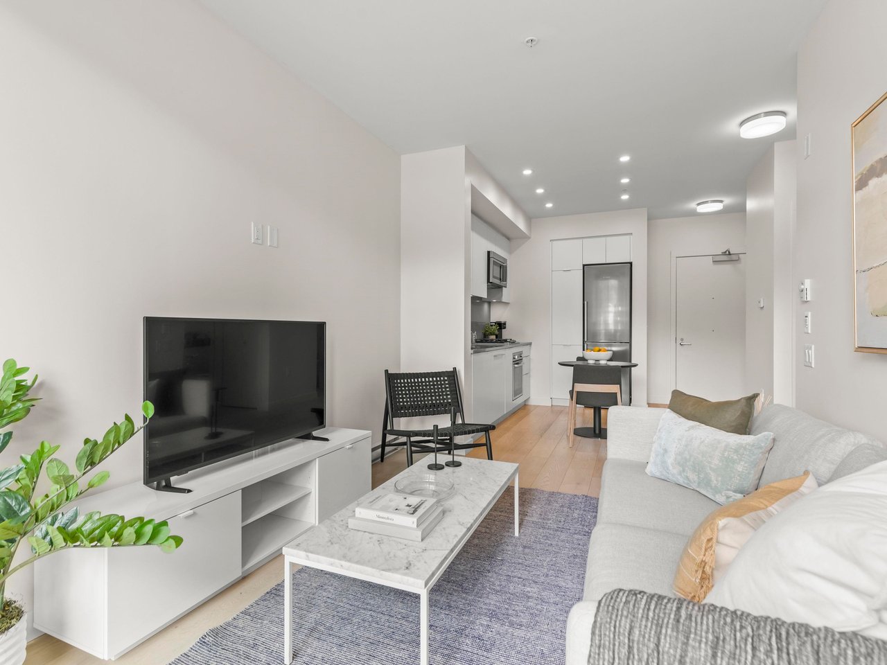 103-108 E 35th Ave