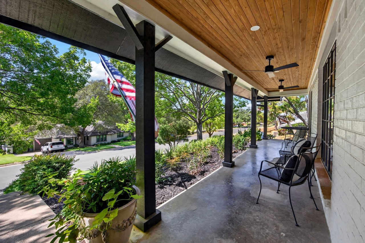 Fully Renovated Ridgmar Home