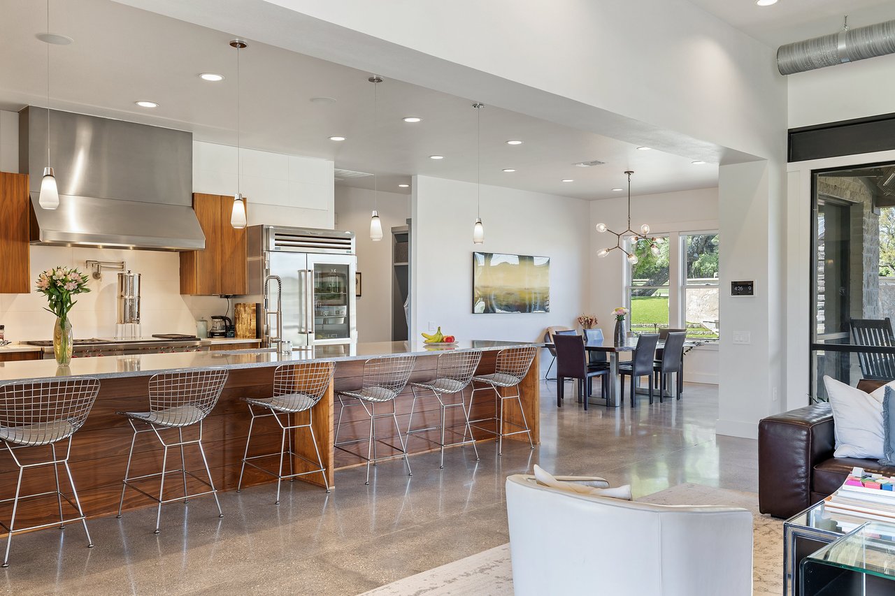 4813 Twin Acres Road