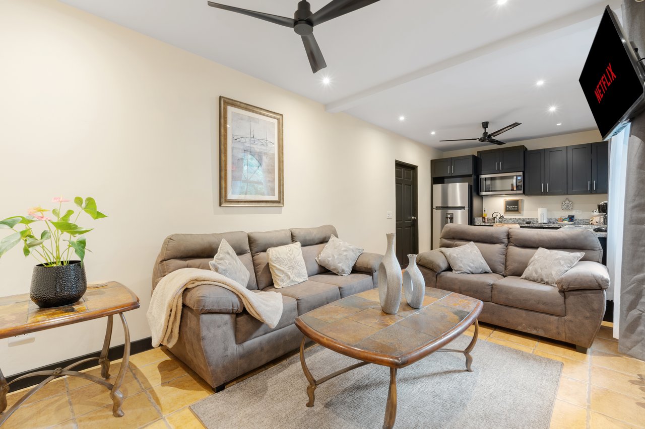 Laughing Gecko Suites | Beach Suites / Boutique Hotel For Sale