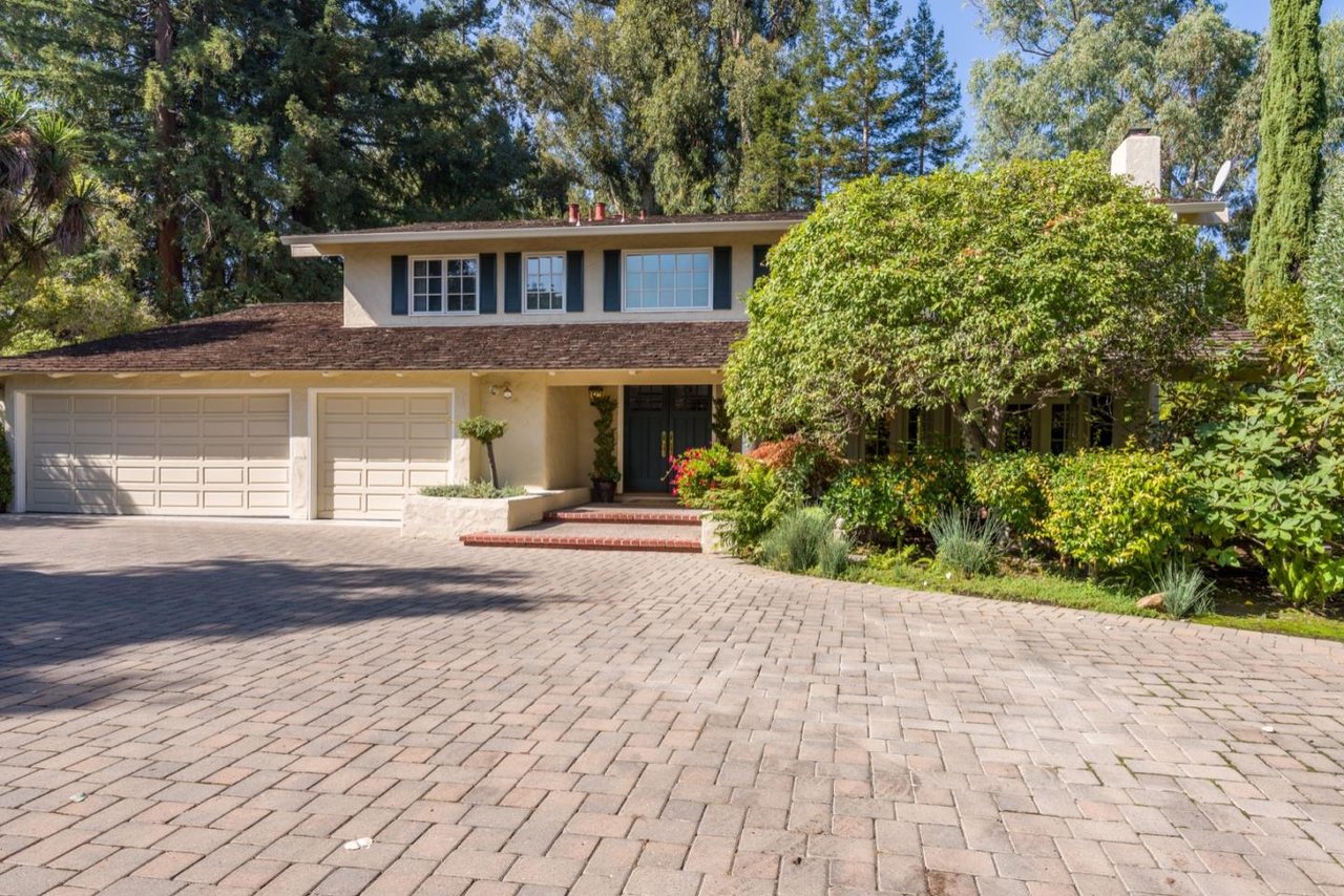 1115 Cascade Drive