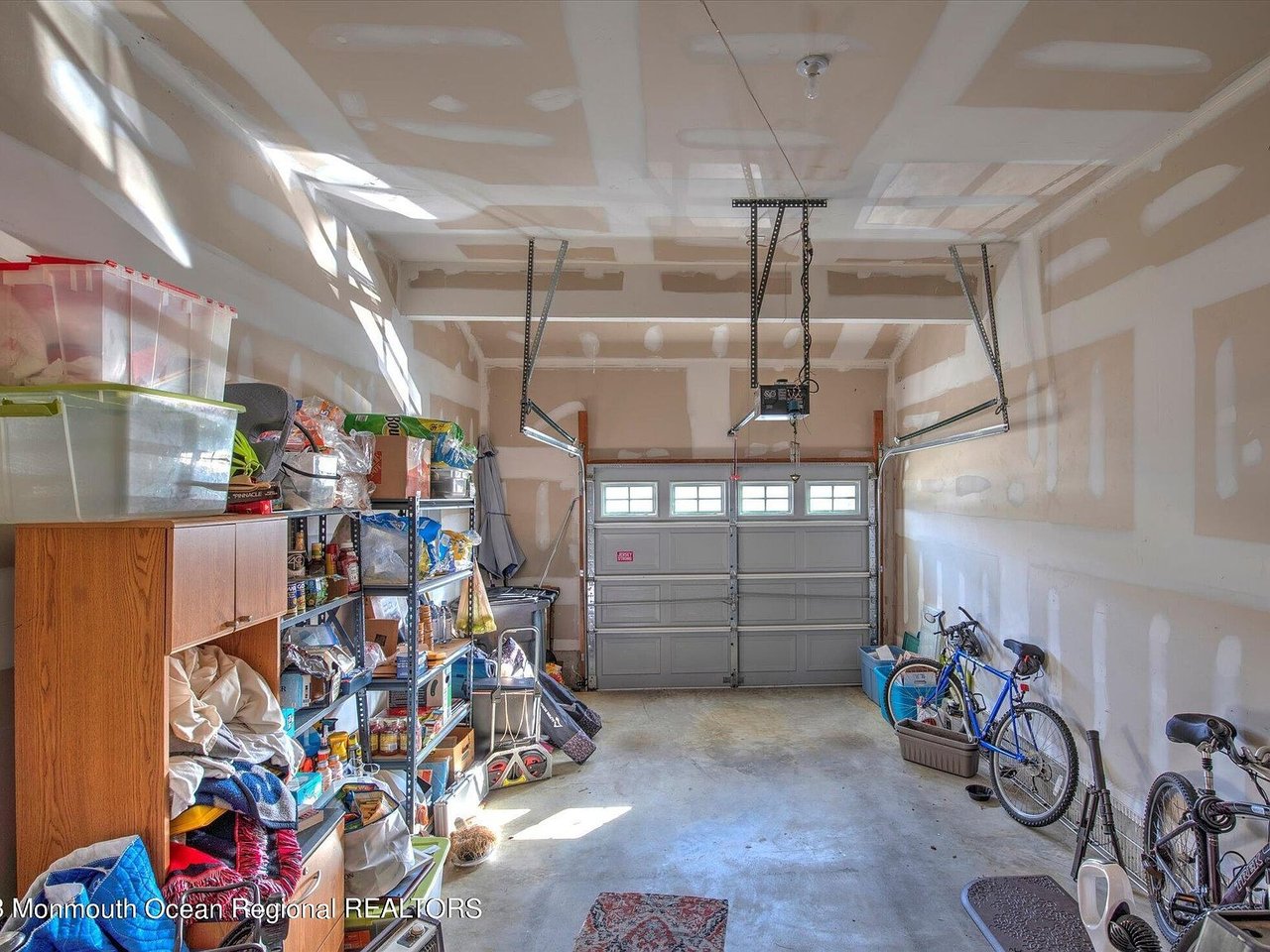 52 Smock Court