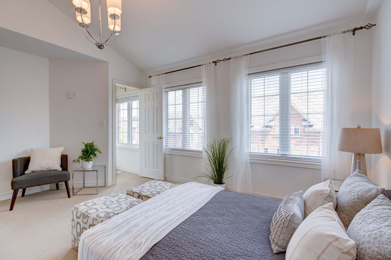 32 Philpott Gdns