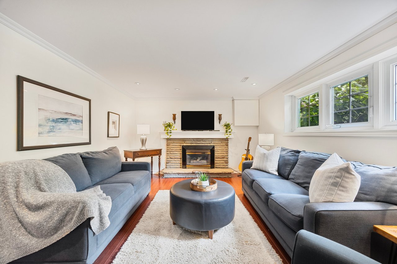 210 Richard Avenue, Newmarket