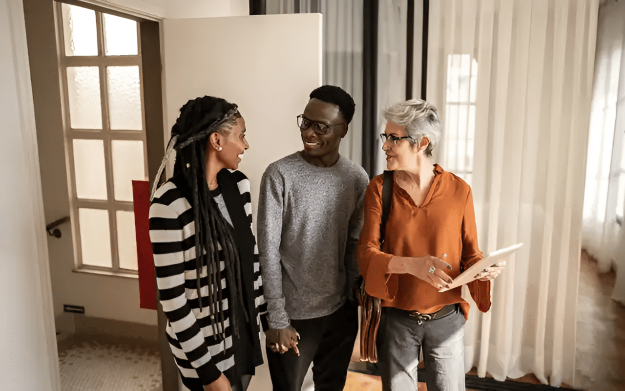 A Real Estate Agent Helps Take the Fear Out of the Market