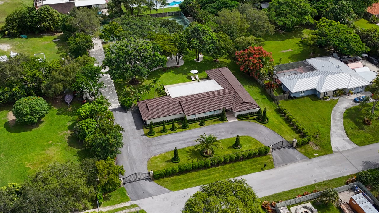 18455 SW 80th Ave, Cutler Bay