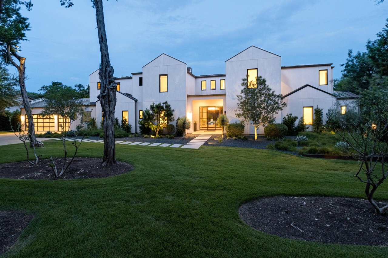 203 Wildcat Hollow and 100 Redbud Trail