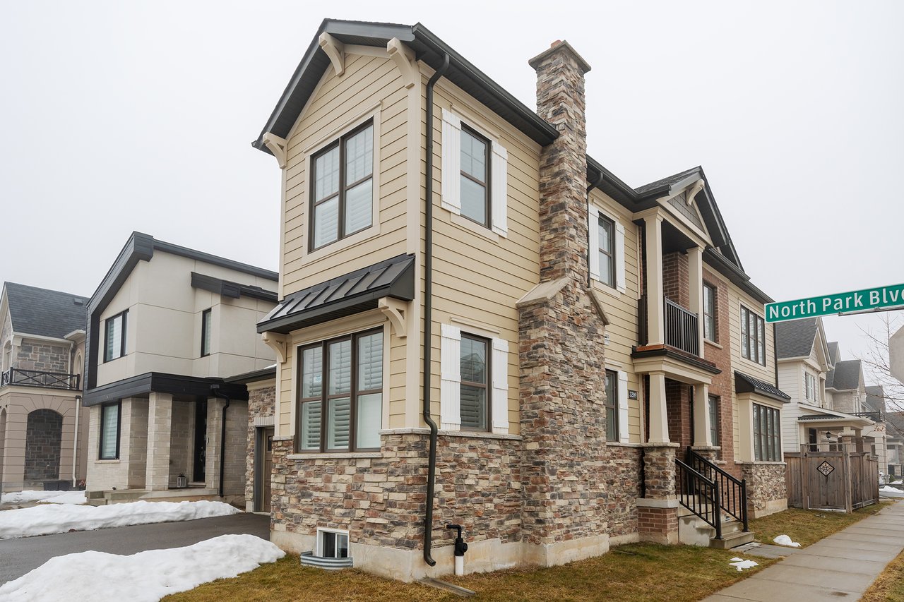 3209 Daisy Way, Oakville, ON L6M 1L4