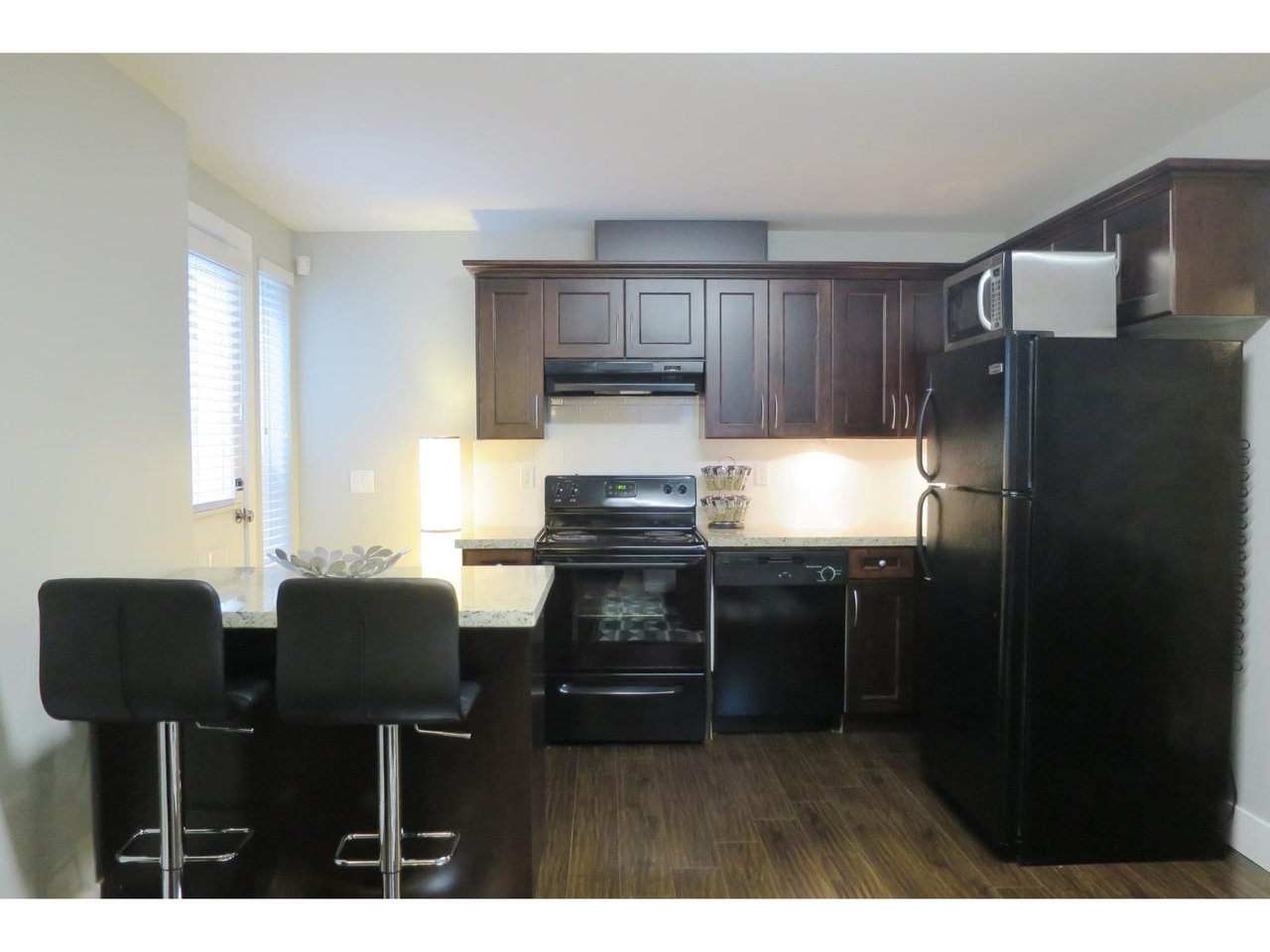 6696 193A St