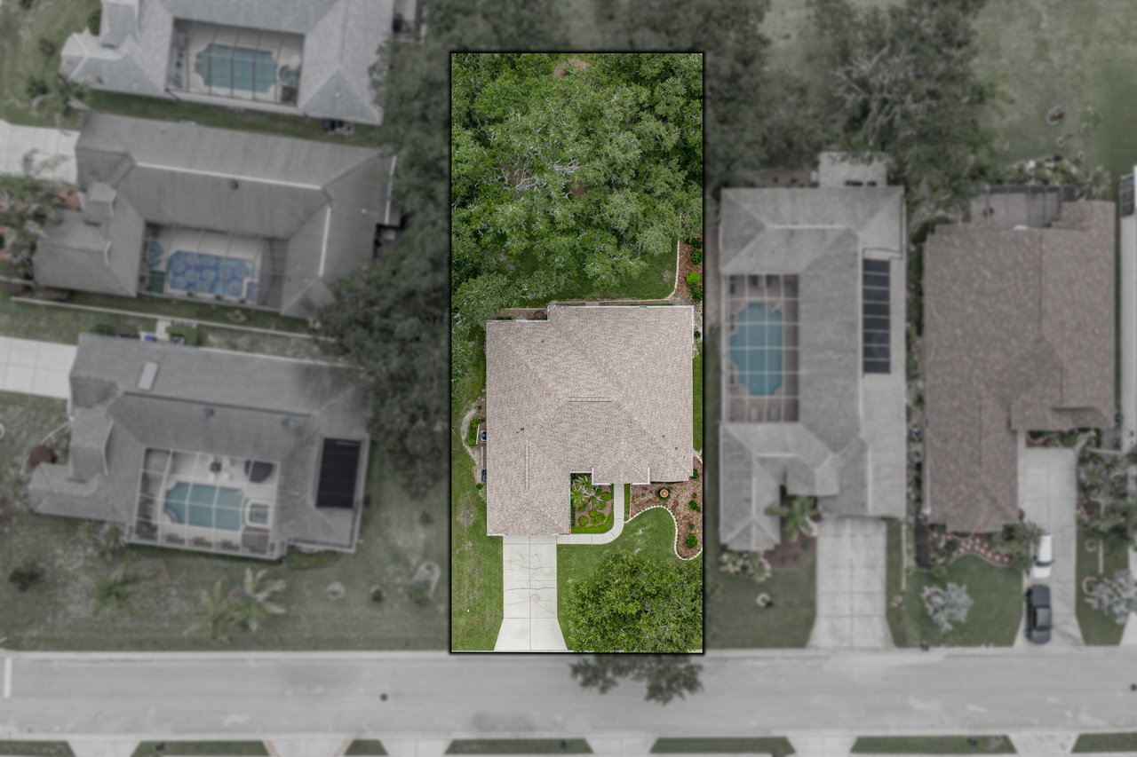 12215 WOODLANDS CIR