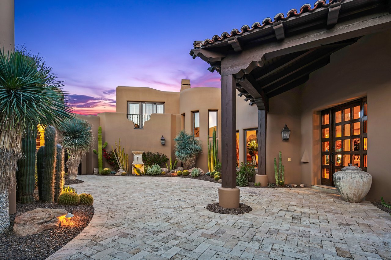 7311 E ARROYO HONDO Road