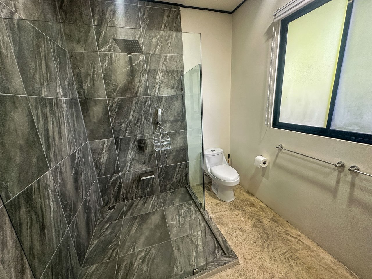 Rainforest Home with River, Jungle Trails & Pool in Ojochal