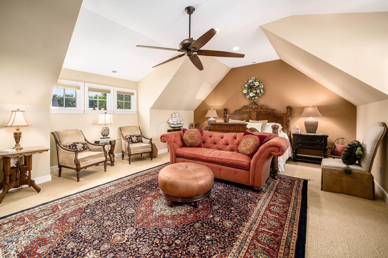 7800 Tillinghast Drive