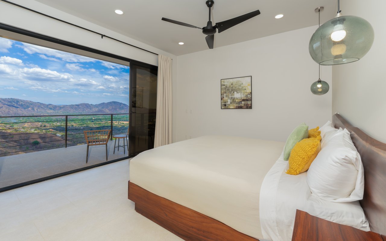 Casa Vista Escondida | 5 Bedroom Ocean View Estate with Seller Financing & Additional Lot in Playa Potrero Costa Rica